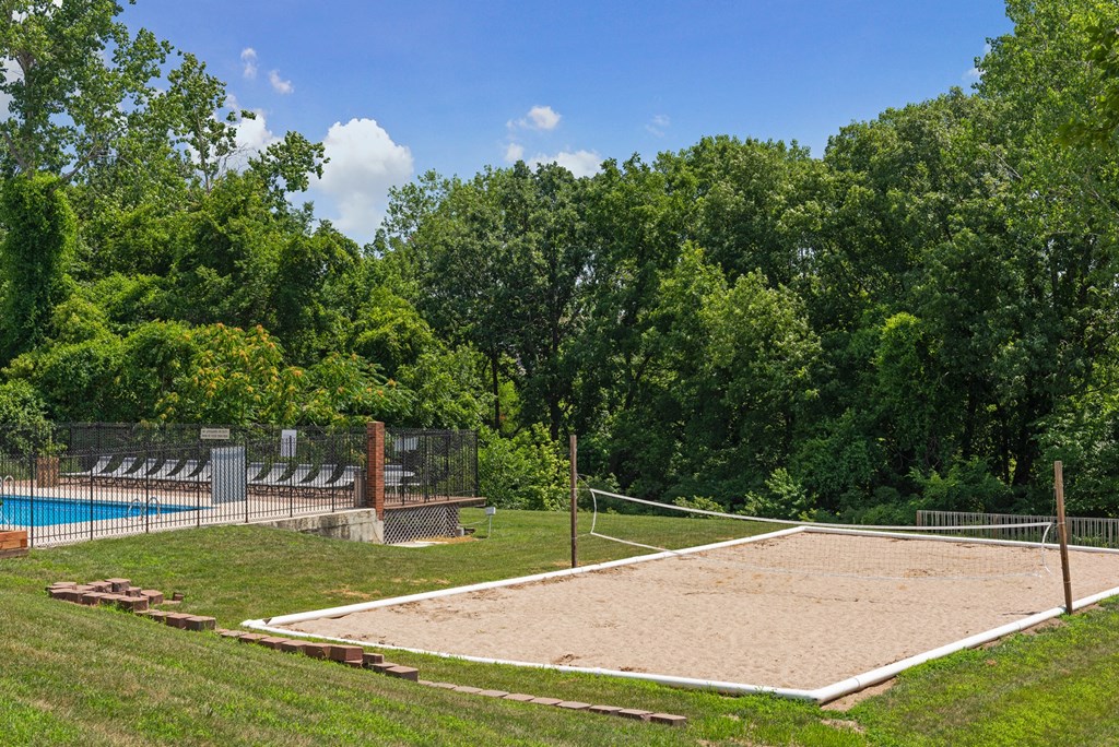 Bennington Ridge Apartments, 4027 North Bennington Ave., Kansas City